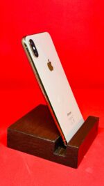 iPhone XS Max - Image 2