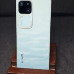Vivo V 30